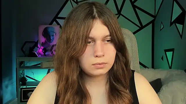 Snapshot of FioraMarmoris chatting on 10/13/25, 01:45 FioraMarmoris online show from 10/13/25, 01:45