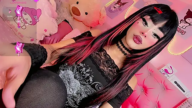 Cute Roxxy online show from 11/15/25, 03:43
