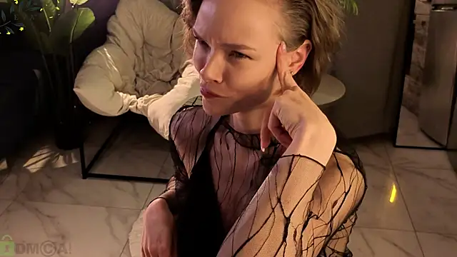 Eva Natsumi online show from 11/15/25, 05:17