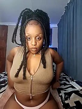 Queen-Chocolate online show from 12/16/25, 02:27