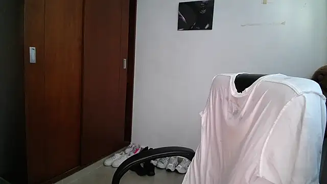 venelope1 online show from 11/20/25, 07:58