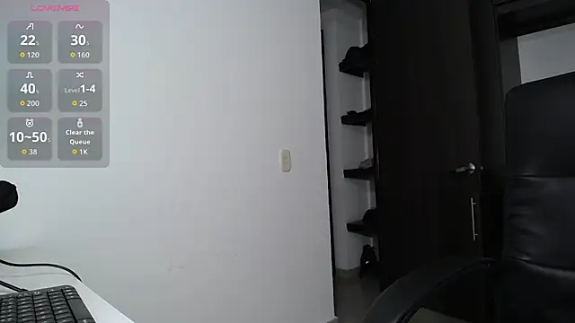 venelope1 online show from 04/04/26, 02:29