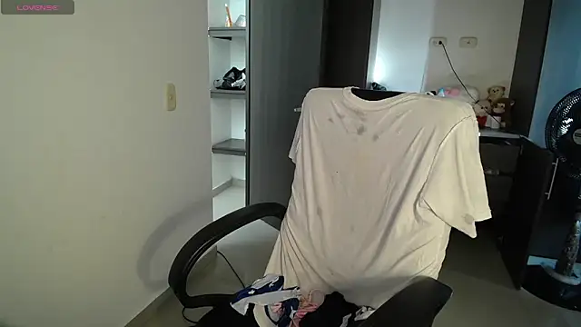 venelope1 online show from 02/21/26, 09:06