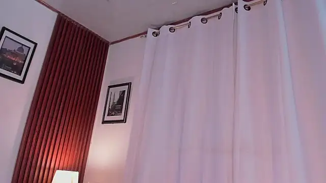 Snapshot of angeli_sexi chatting on 06/16/26, 12:43 angeli sexi online show from 06/16/26, 12:43