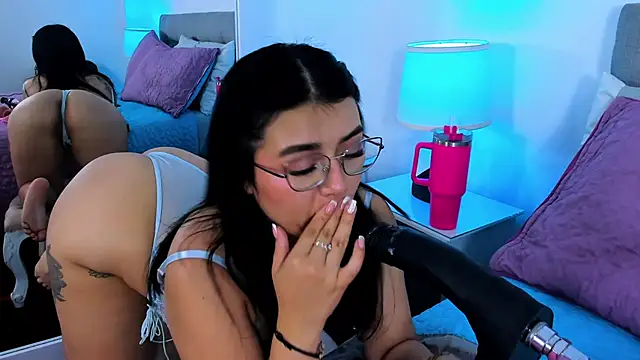 Samantha  Vega online show from 12/03/25, 08:30