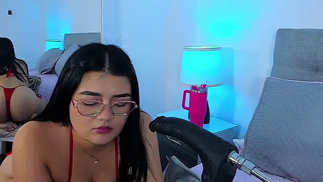 Samantha  Vega online show from 04/27/26, 08:40