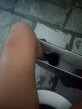 KingCobraClassy online show from 11/18/25, 01:54