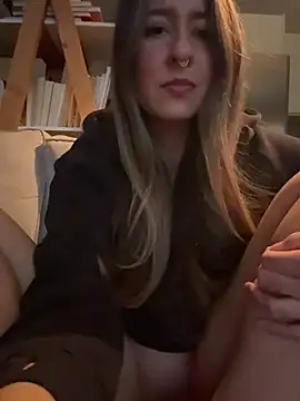 sophielove888 online show from 02/12/26, 12:21