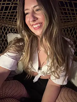 sophielove888 online show from 12/01/25, 12:22