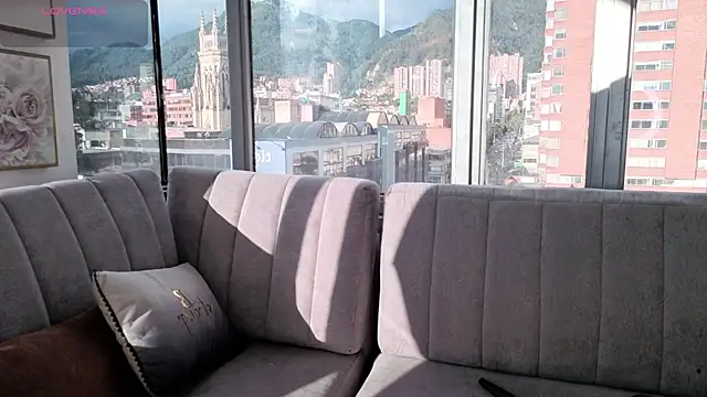 Bella ev online show from 04/02/26, 10:05