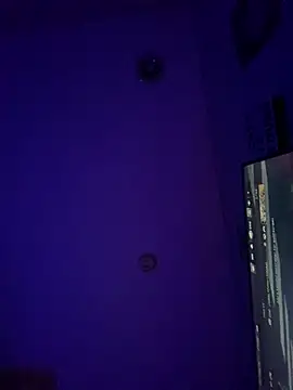 Snapshot of thatdude9_9_9 chatting on 01/03/25, 09:15 thatdude9 9 9 online show from 01/03/25, 09:15