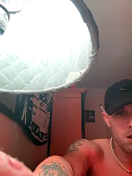 Snapshot of thatdude9_9_9 chatting on 10/23/25, 08:02 thatdude9 9 9 online show from 10/23/25, 08:02