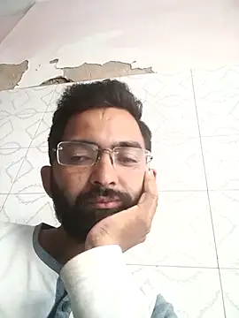 sagarghai07 online show from 09/27/25, 11:49