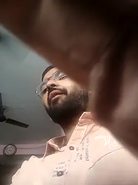 Snapshot of sagarghai07 chatting on 03/11/26, 10:09 sagarghai07 online show from 03/11/26, 10:09