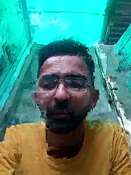 Snapshot of sagarghai07 chatting on 04/08/26, 09:33 sagarghai07 online show from 04/08/26, 09:33