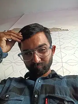 Snapshot of sagarghai07 chatting on 05/09/26, 10:29 sagarghai07 online show from 05/09/26, 10:29