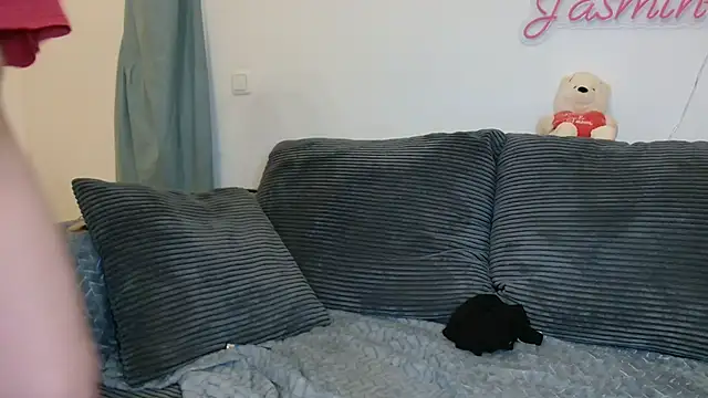 Jasmin-White online show from 06/26/26, 10:04