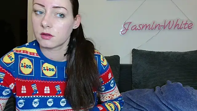 Jasmin-White online show from 04/12/26, 01:47