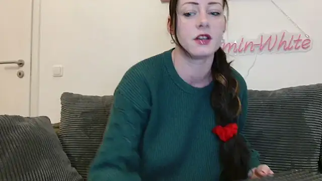 Jasmin-White online show from 04/19/26, 06:54