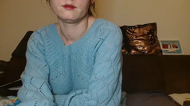 Snapshot of Jasmin-White chatting on 02/11/25, 10:39 Jasmin-White online show from 02/11/25, 10:39