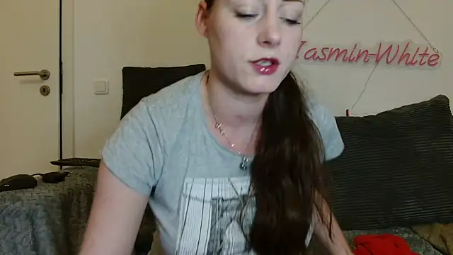 Jasmin-White online show from 05/08/26, 02:54