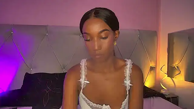 FiorelaLenin online show from 05/20/26, 06:49