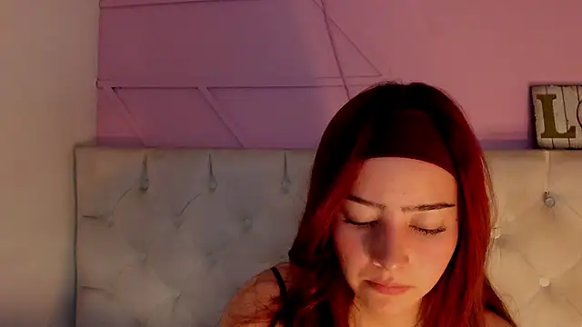 Alejita699 online show from 04/11/26, 04:10