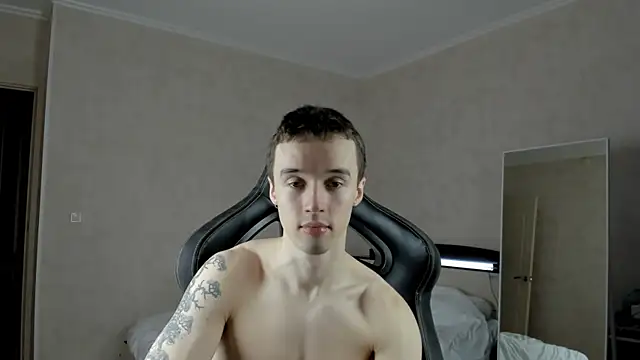 Snapshot of MasonWarholl chatting on 02/05/25, 02:26 MasonWarholl online show from 02/05/25, 02:26