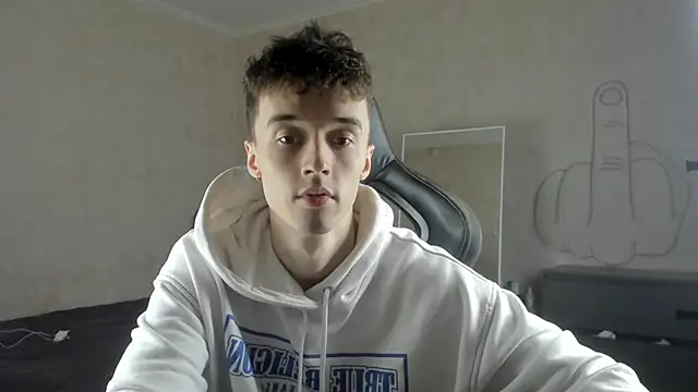 Snapshot of MasonWarholl chatting on 09/28/25, 02:29 MasonWarholl online show from 09/28/25, 02:29