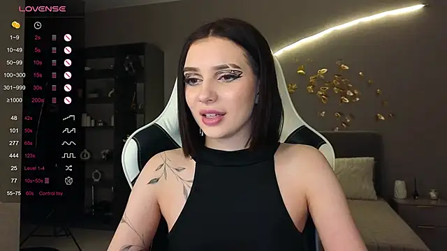 Snapshot of ammy_cummy chatting on 11/10/25, 09:25 ammy cummy online show from 11/10/25, 09:25