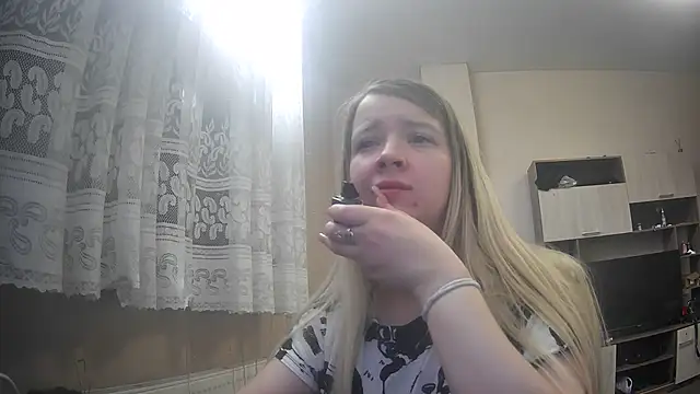 ViolaCandy online show from 10/27/25, 04:57
