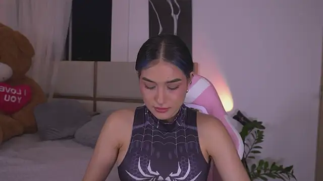 AnnyHizzle online show from 05/28/26, 11:32