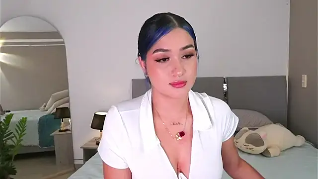 AnnyHizzle online show from 09/10/25, 02:10