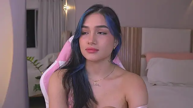 AnnyHizzle online show from 06/10/26, 01:29