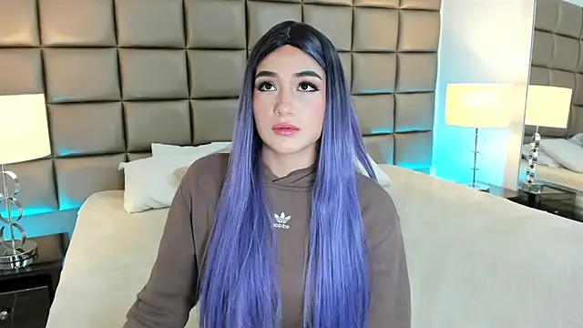 AnnyHizzle online show from 03/12/25, 09:24