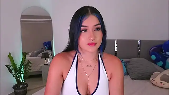 AnnyHizzle online show from 09/18/25, 01:19