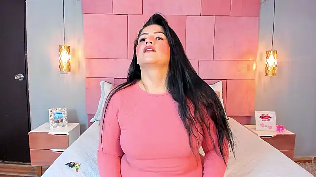 Snapshot of xiomyMorriss chatting on 11/10/25, 05:29 xiomyMorriss online show from 11/10/25, 05:29