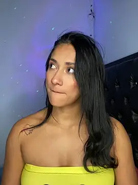Snapshot of mailyreid chatting on 02/26/25, 07:12 mailyreid online show from 02/26/25, 07:12