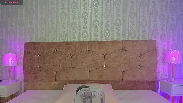 Snapshot of liaa_18 chatting on 09/10/25, 01:37 liaa 18 online show from 09/10/25, 01:37