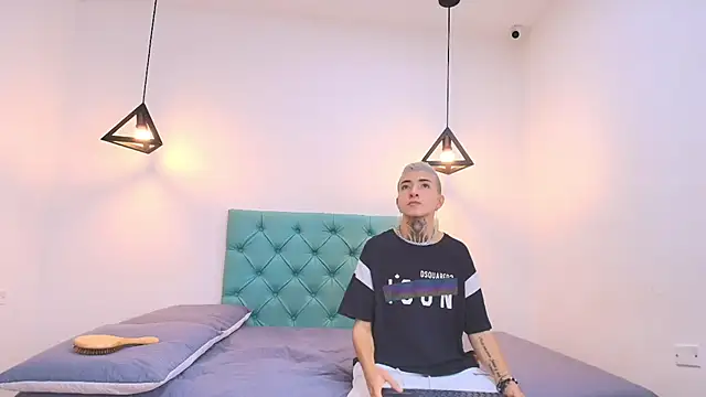 Tinny and Candy online show from 02/27/25, 01:28