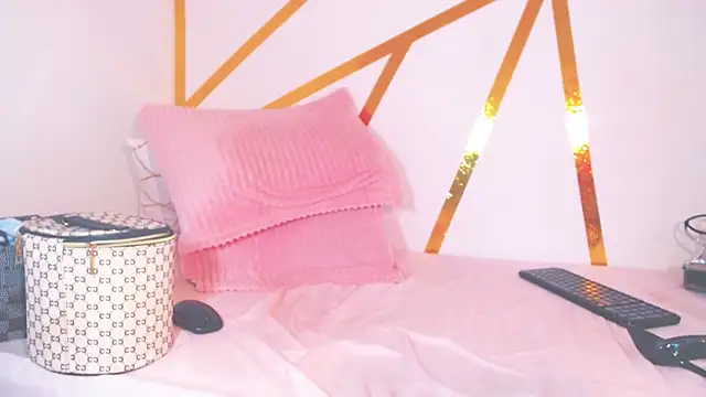 ScarletAbril online show from 11/13/25, 03:27