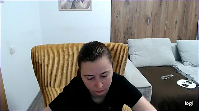 Snapshot of VioletaFlower7 chatting on 06/07/26, 07:13 VioletaFlower7 online show from 06/07/26, 07:13