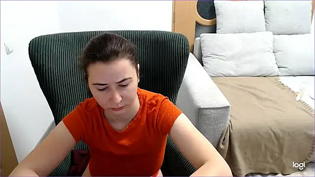 VioletaFlower7 online show from 11/30/25, 08:26