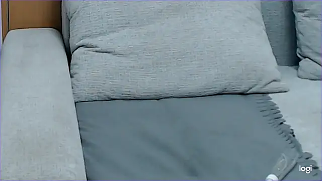 Snapshot of VioletaFlower7 chatting on 03/22/26, 08:32 VioletaFlower7 online show from 03/22/26, 08:32