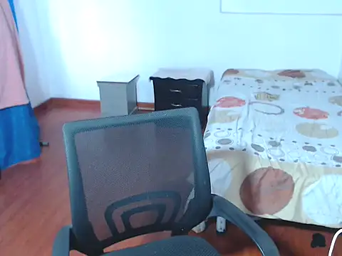 home vlak online show from 10/21/25, 08:52