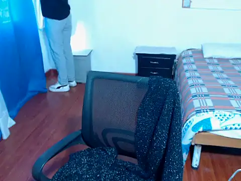 home vlak online show from 12/16/25, 06:12