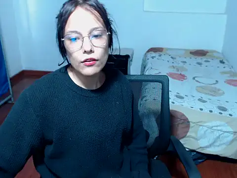 home vlak online show from 11/13/25, 04:22