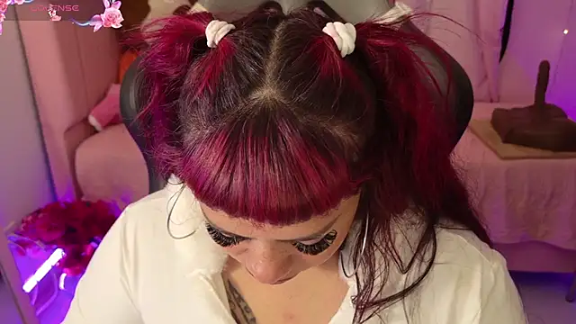 zoesullivan online show from 06/08/26, 10:27