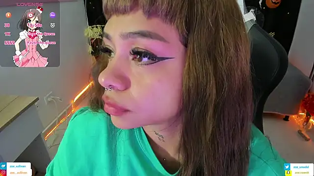 zoesullivan online show from 10/25/25, 09:41