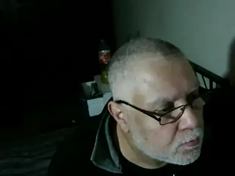 100Tauros online show from 12/21/25, 04:30